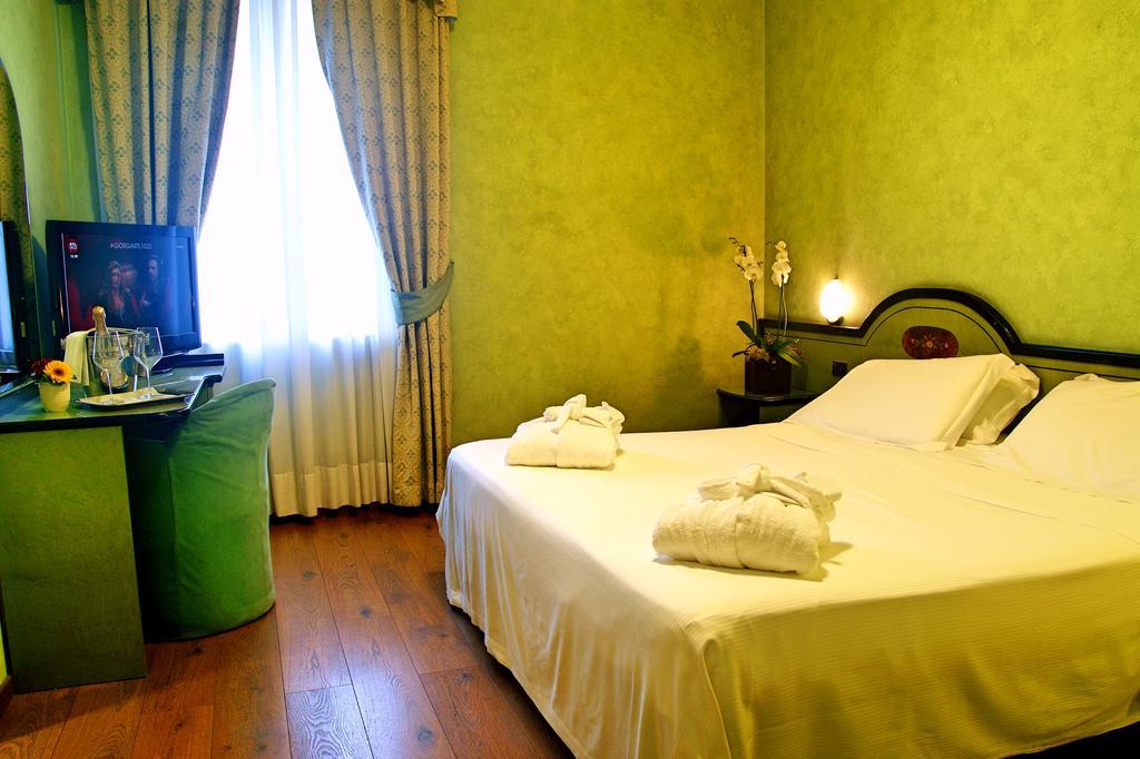 Ih Hotels Milano Puccini Kültér fotó